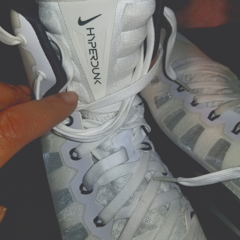 Hyper dunks blk/white